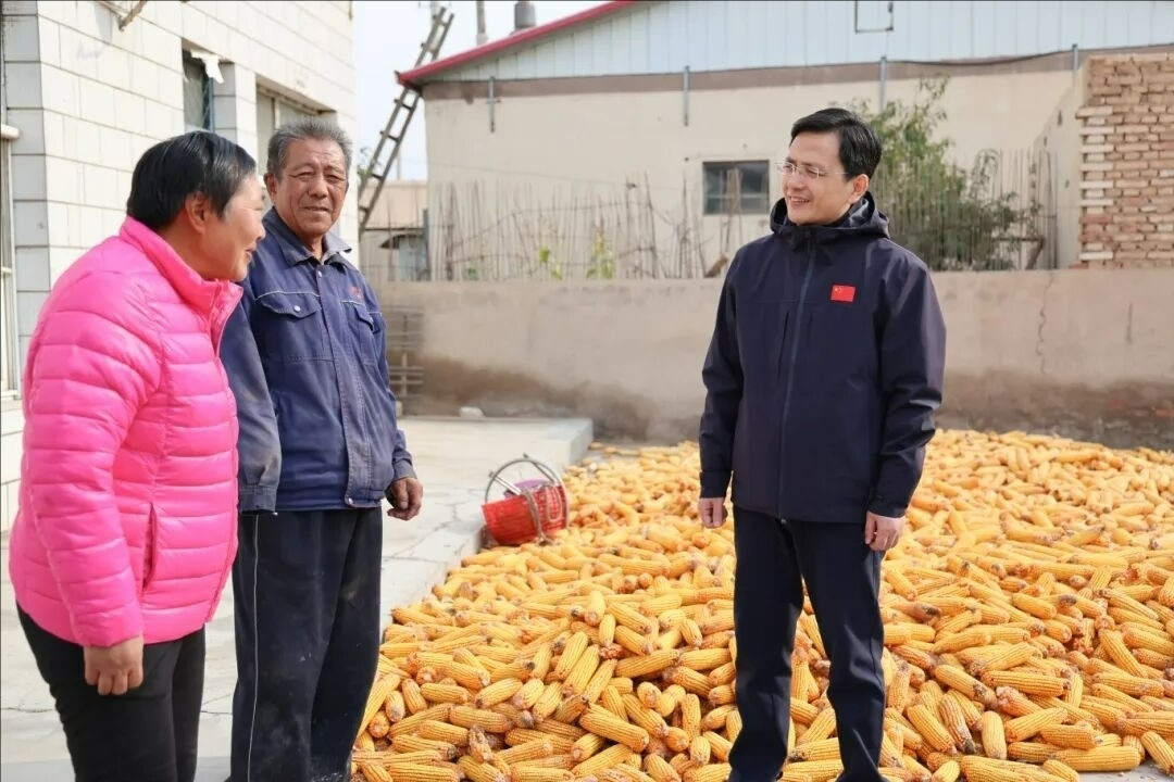 周金星調(diào)研鞏固拓展脫貧攻堅(jiān)成果同 鄉(xiāng)村振興有效銜接和農(nóng)區(qū)環(huán)境整治等工作